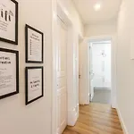 Vakantiehuis Bright Center, 10m From Subway, 6 Rooms, Up To 20 Ppl *