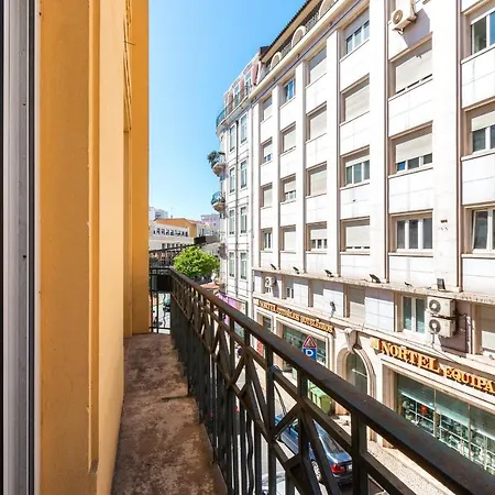بيت للعطل Bright Center, 10m From Subway, 6 Rooms, Up To 20 Ppl Lisboa